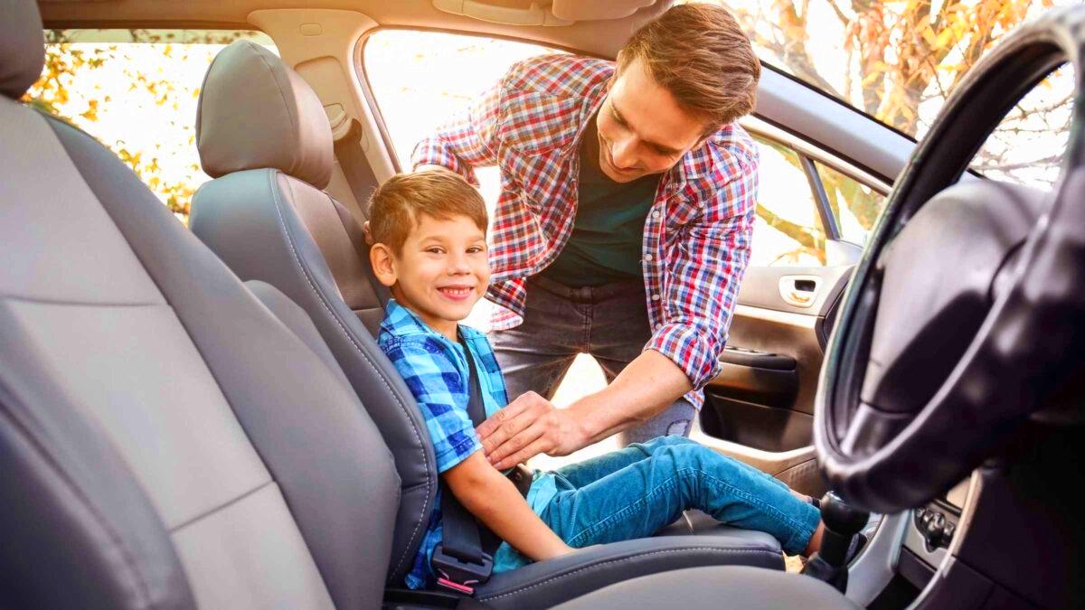 Automobiliste : « les enfants devant c’est NON » voici l’age exact avant lequel il est inderdit de mettre son enfant à l’avant selon ce gendarme