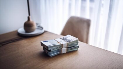 Voici le montant officiel maximum à ne pas dépasser en espèce chez soi (ainsi que les sanctions si vous dépassez)